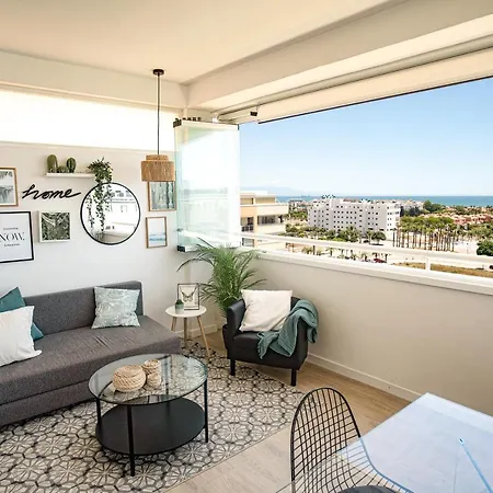 Beautiful Apartment With 2 Terraces, Pool & Beach-2