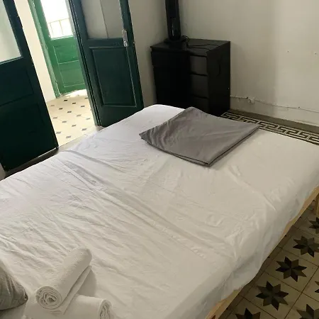 Maria Magdalena - Room 8-2
