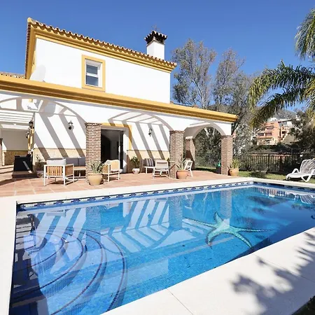 088 Bright And Spacious Andalusian Style Villa With Private Pool-2