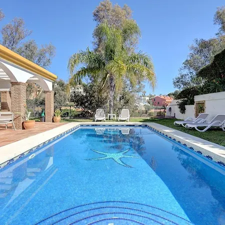 088 Bright And Spacious Andalusian Style Villa With Private Pool-3