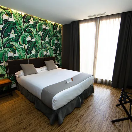 Malaga Premium Hotel-3