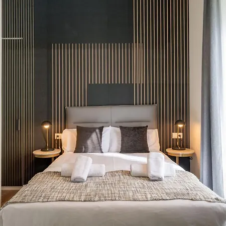 Home Art Apartments Malaga-3