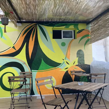 Hostel Backpackers La Gaditana-2