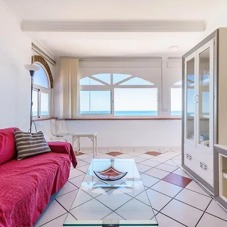 16 House In Front Of The Sea-2