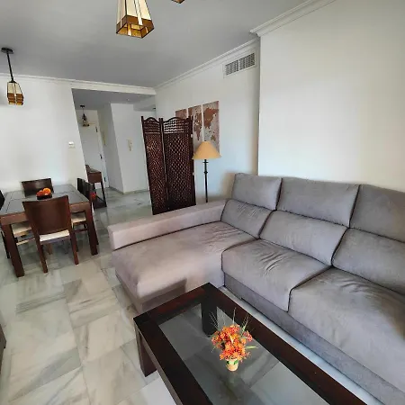 Gran Apartamento Cerca De La Playa Con Piscina En El Centro-3