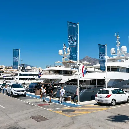 Marbella Home Rentals - Marina Banus, Puerto Banus, 2Br Terrace, Parking & Pool-2