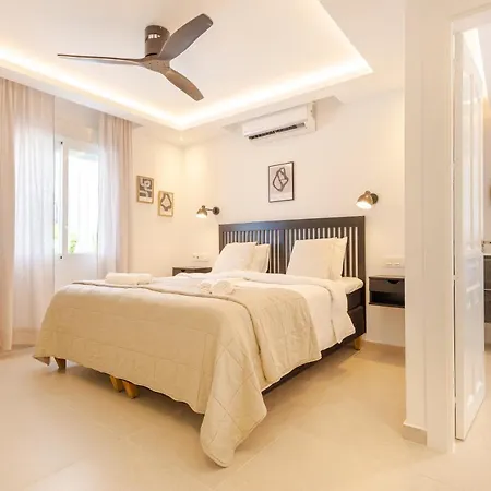 Modern Villa With Heated Pool & Bbq Next To The Beach-2