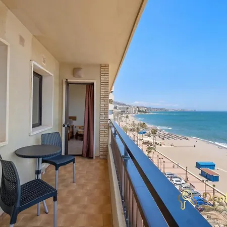 Apartamentos Con Parking Privado En El Paseo Maritimo De Fuengirola-2