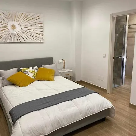 A&N Torre Del Mar Beach Townhouse Private Solarium-2
