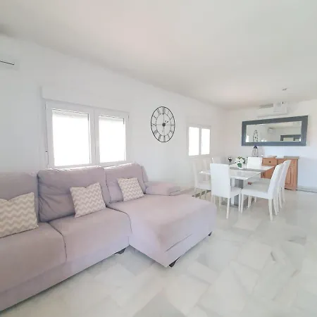 Stunning 5 Bedroom Villa, Sea Views, Private Pool, Estepona, Sleeps Up To 12-2