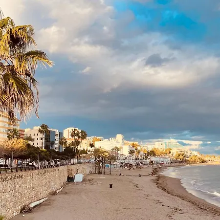 Benalmadena ,apartamento-Estudio primera Línea de Playa-2