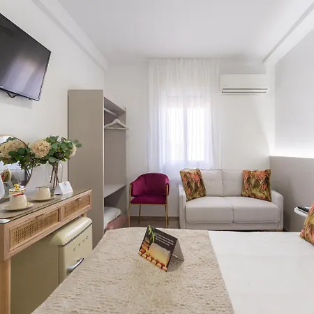 Urban Rooms B&R-3