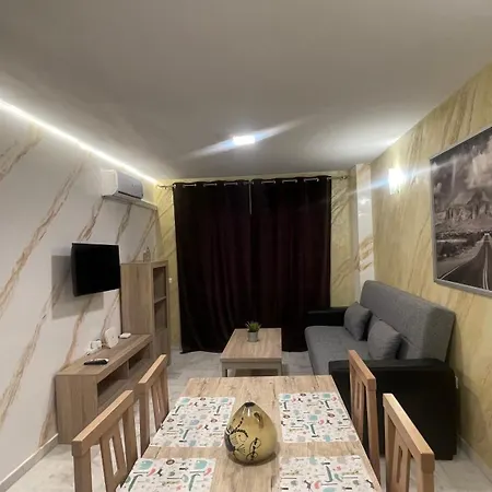 Apartamento Con Vista A La Piscina-3