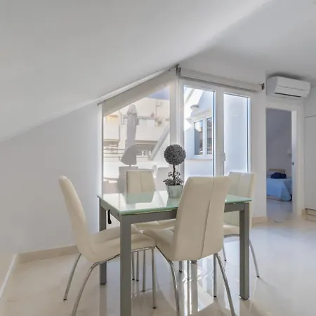 Apartamentos Castillo By Sur Suites-2
