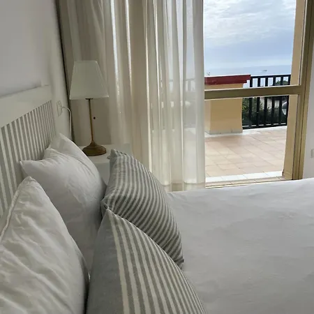Estudio Con Insuperables Vistas Al Mar: Aparcamiento-2