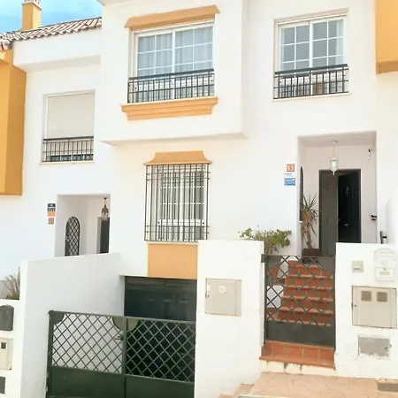 Townhouse 4Br - Beachfront! - Pool - Best Location-3