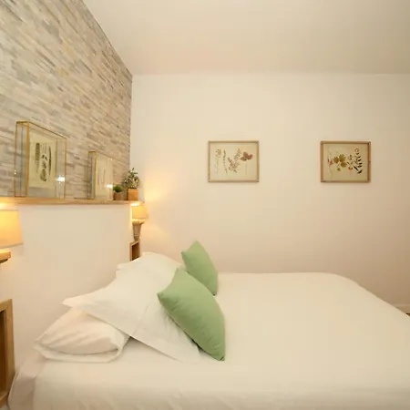 Gr Suites Boutique Catedral-2
