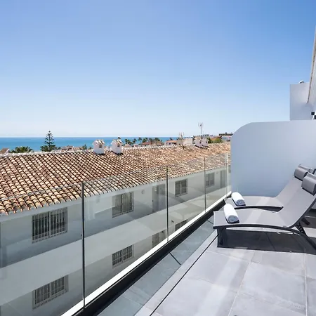 The Orange House Boutique Hotel And Upstairs Rooftop Bar Center Of La Cala De Mijas 100M From The Beach-3