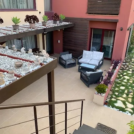 Gorgeous 3 Bedrooms In Villa Natural Reserve Park!-3