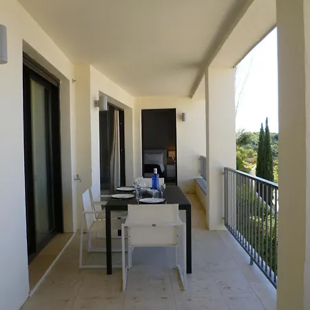 Luxurious Apartment With Spa Area-2