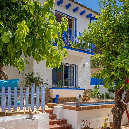 Blue Castle Guesthouse-3