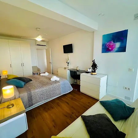 Apartamento Lujo frente al Mar Centro de Malaga-3