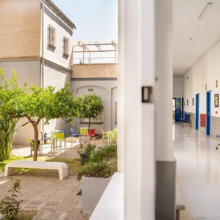 Albergue Inturjoven Malaga-3