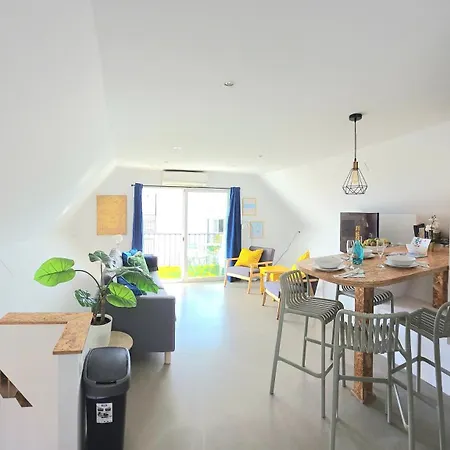 Hexagon Apartment By Namaste Elite-3