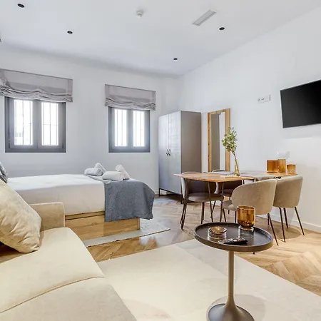 Limehome Malaga Calle Ancha Del Carmen - Digital Access-3