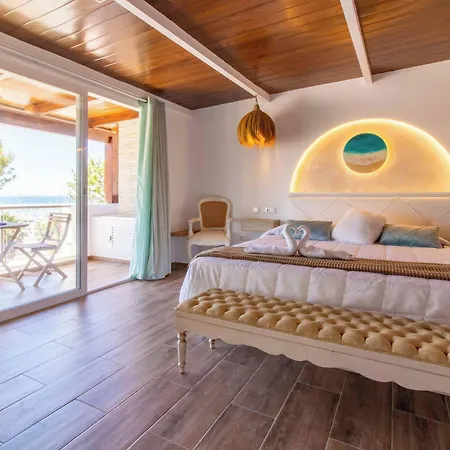 Room In Guest Room - Private Room With Beautiful Sea View-2