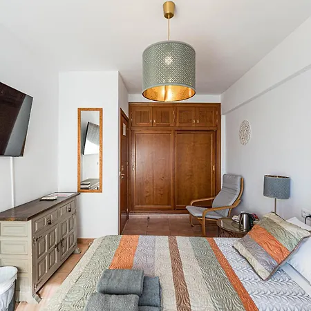 Hostal Don Peque (Adults Only)-2
