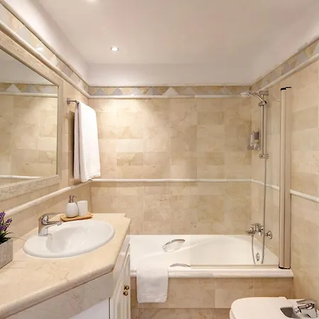 Elviria Hills Living-3