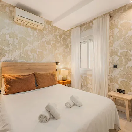 Luxury Apartment Picasso By Nagoa Homes-2
