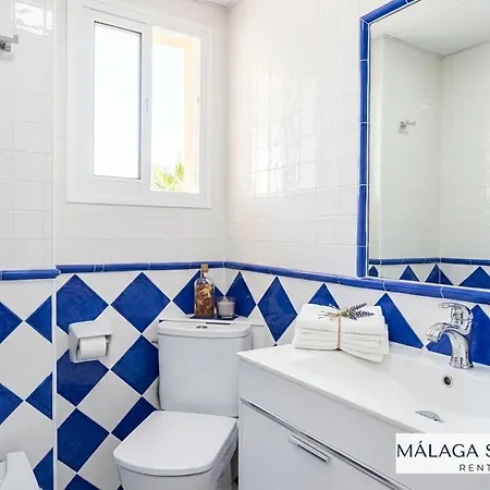 Malaga Sunshine Rentals - Beach Front Penthouse - Fuengirola-3