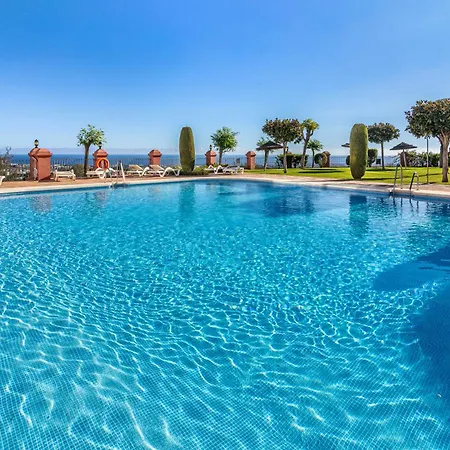 Elegant Golf Apt, Peace, Pool, Panoramic Views-2