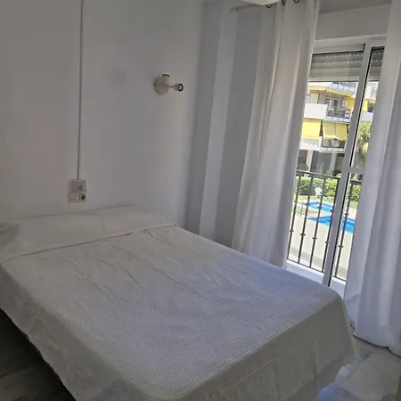 Apt Erisa En Torremolinos Dos Min De La Playa, Puerto Marina-3