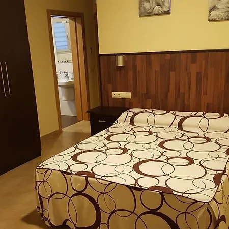 Hostal Dona Manuela-3