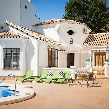 Villa In Center Fuengirola With Pool And Close Beach-3