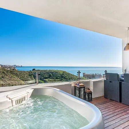 Carvajal Luxury Apartments - Free Parking-3