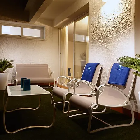 Livescape Soriano Suites-2