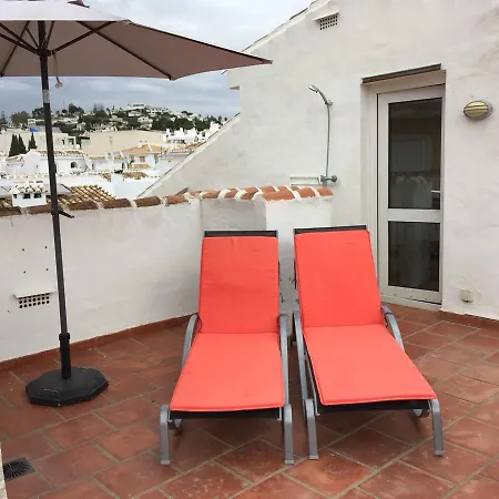 1½ Min. Walk From The Beach-3