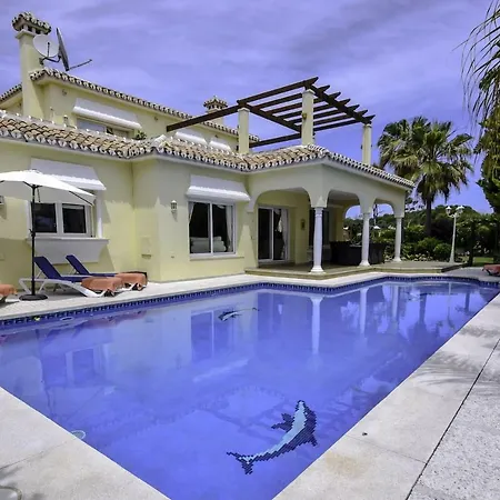 20001 - Exquisite Villa 50M To Beach-3