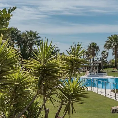 Beach Front Apartment In Puerto Banus-3