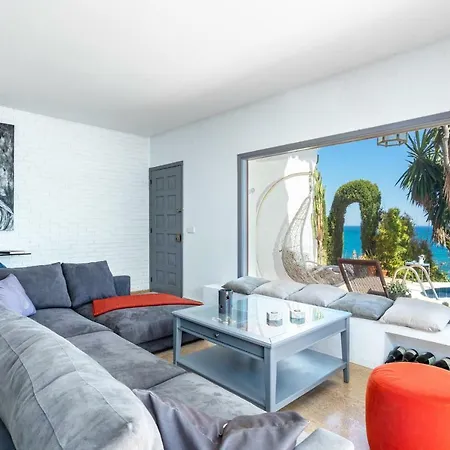 Stunning Beachclose Villa By Costarentals - Ref 03-3