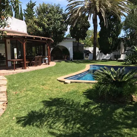 Villa With Heated Pool And Jacuzzi Close To Puerto Banus And Beach-2