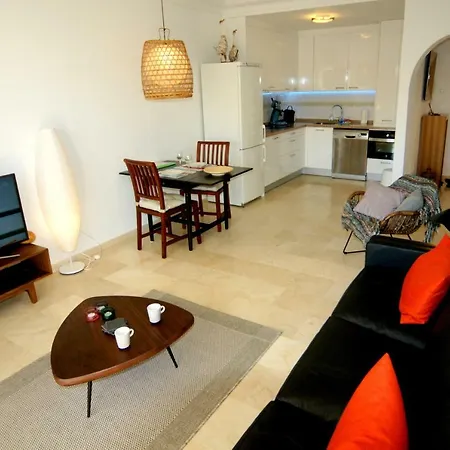 Attractive Apartment-3