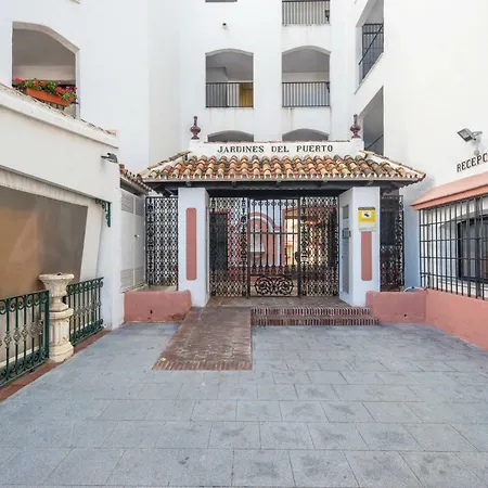Jardines Del Puerto 741-3