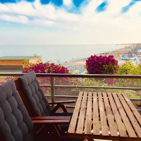 Fabulous Sea View Studio-2