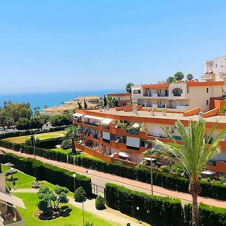 Seaview Apartment With Great Amenities & Facilities-3