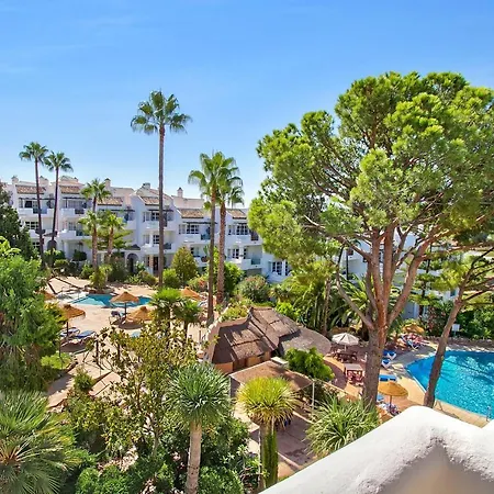 Matchroom Country Club Resort-2